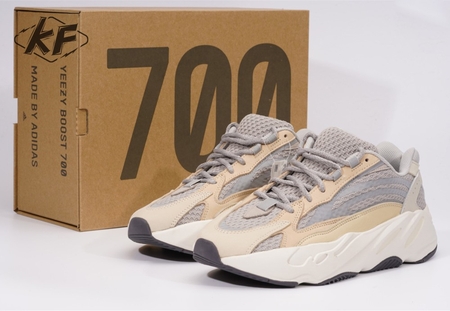 Adidas YEEZY Boost 700 v2 "Cream" size 36-48