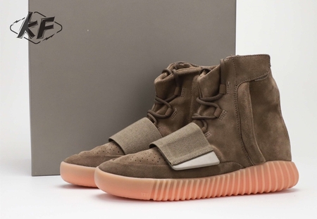 YEEZY Boost 750 chocolate SIZE: 40-50