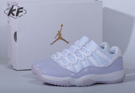 Air Jordan 11 Low "Pure Violet" Size 36-47.5