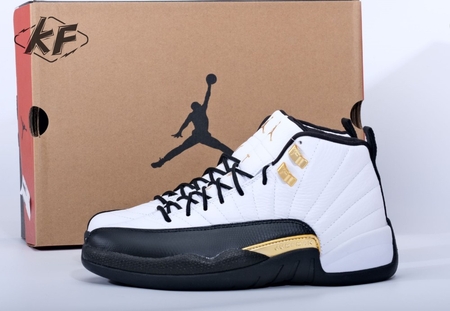 Air Jordan 12 Royalty SIZE